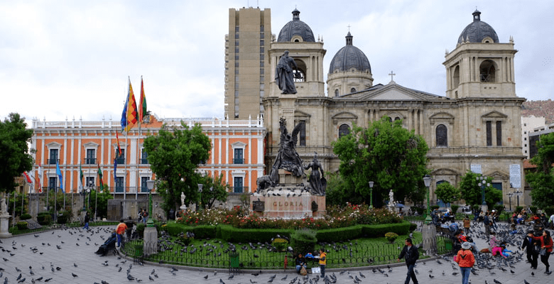 El director del Centro de Transferencia de Tecnología Sino-Latinoamericano, Chen Baiman visitó al presidente de la Nacional Academia de Ciencia de Estado Plurinacional de&nbsp;Bolivia